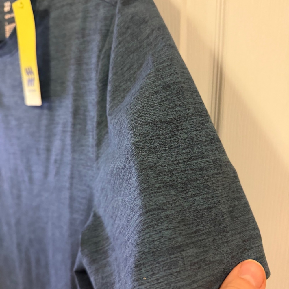 All in Motion Mens Soft Stretch T-Shirt Blue Heather S Quick Dry UPF 50+ P6R576 - Picture 12 of 12